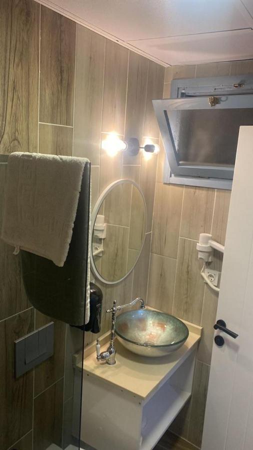 Cakir Butik Otel เซสเม ภายนอก รูปภาพ